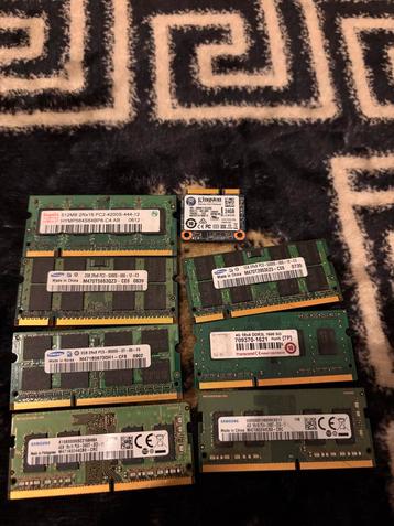 Memory Sticks Set: 512MB tot 4GB beschikbaar voor biedingen