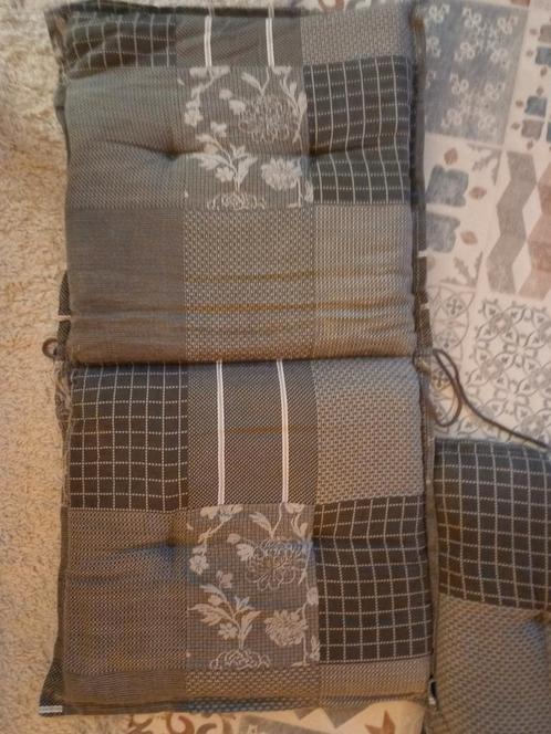 tuinstoel kussens 3 st grijs wit 2 zijden patchwork patroon, Tuin en Terras, Tuinstoelen, Zo goed als nieuw, Ophalen