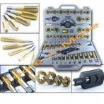 Tappen / Snijplaat set 45 delig - SAE Engelse of Metrisch, Doe-het-zelf en Verbouw, Niet ingevuld, Niet ingevuld, Nieuw, Ophalen of Verzenden