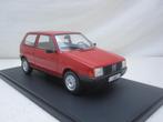 Fiat Uno 1983 1:24 Whitebox, Ophalen of Verzenden, Nieuw, Auto, Overige merken