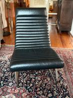 Leolux Wha Wha fauteuil zwart leer, Huis en Inrichting, Fauteuils, Ophalen of Verzenden, Zo goed als nieuw, Modern, 50 tot 75 cm