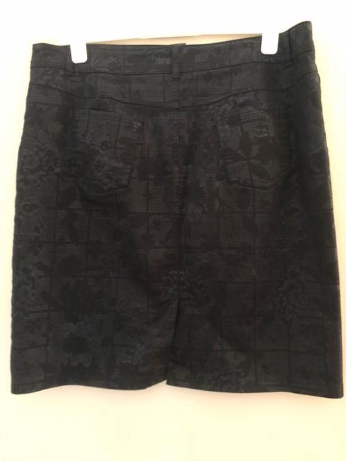 Gerry Weber nieuwe rok echt zwart maat 46 taille 103cm, Kleding | Dames, Rokken, Nieuw, Zwart, Ophalen of Verzenden