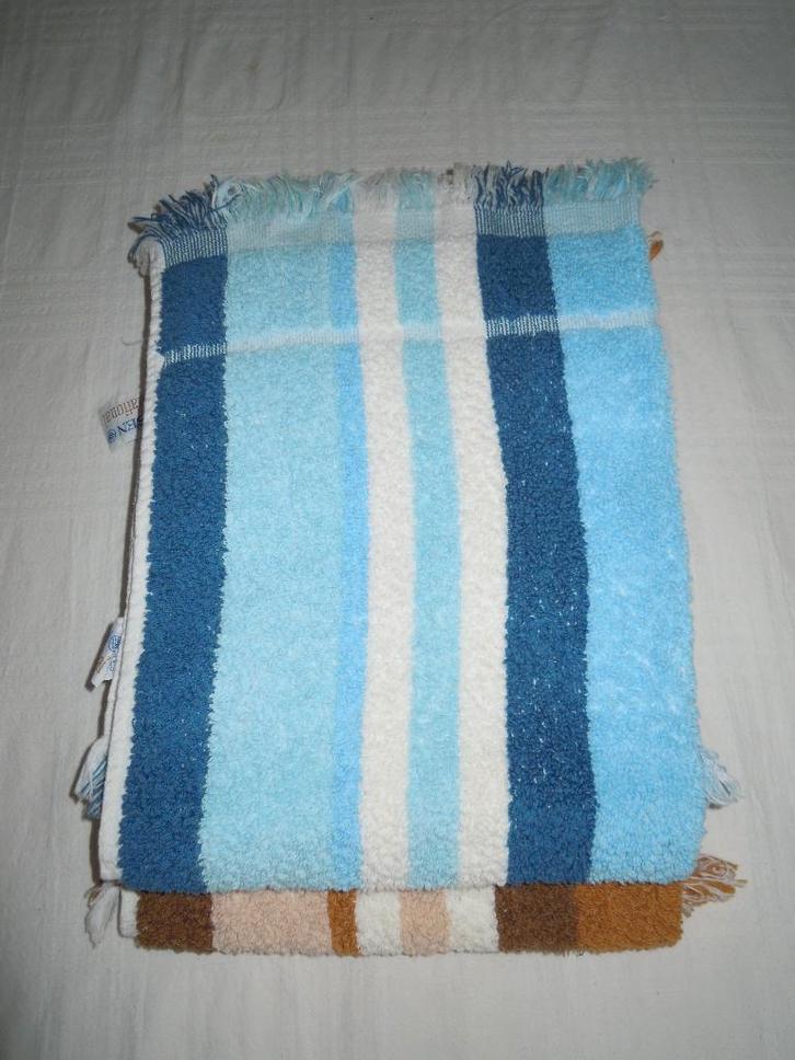 setje gestreepte badhanddoeken, Huis en Inrichting, Badkamer | Badtextiel en Accessoires, Nieuw, Handdoek, Overige kleuren, Ophalen of Verzenden