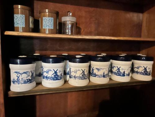 Set van 12 vintage opaline tabakspotten “Fantastica”, Antiek en Kunst, Antiek | Keukenbenodigdheden, Ophalen
