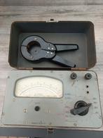 Tekoop amperemeter met een stroomtang, Doe-het-zelf en Verbouw, Ophalen of Verzenden, Gebruikt