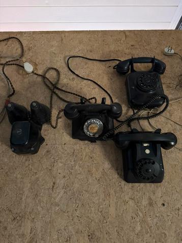 3x antieke telefoons en 1x buitenbel beschikbaar voor biedingen