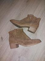 Beige bruine enkel laarsje maat 40, Kleding | Dames, Ophalen of Verzenden, Zo goed als nieuw, Beige