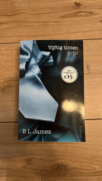E.L. James - Vijftig tinten grijs