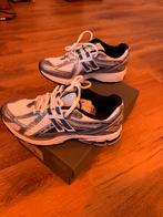 New balance 1906 R size 42, Ophalen of Verzenden