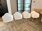Set van 4 moderne witte kuipstoelen (met losse kussentjes), Huis en Inrichting, Ophalen, Kunststof, Wit, Zo goed als nieuw