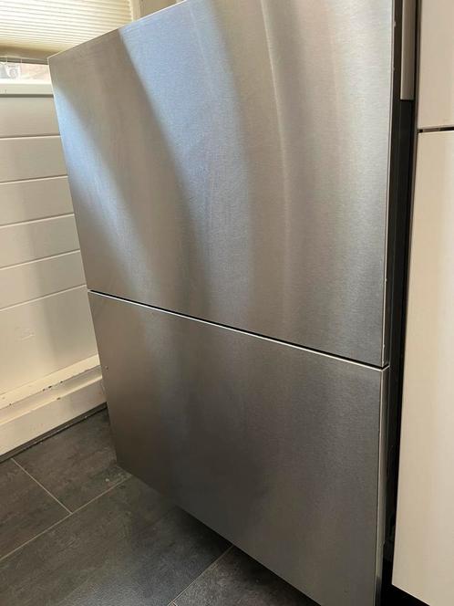 Nette inbouw vaatwasser (defect,waarschijnlijk afvoer probl, Witgoed en Apparatuur, Vaatwasmachines, Gebruikt, Inbouw, Minder dan 85 cm