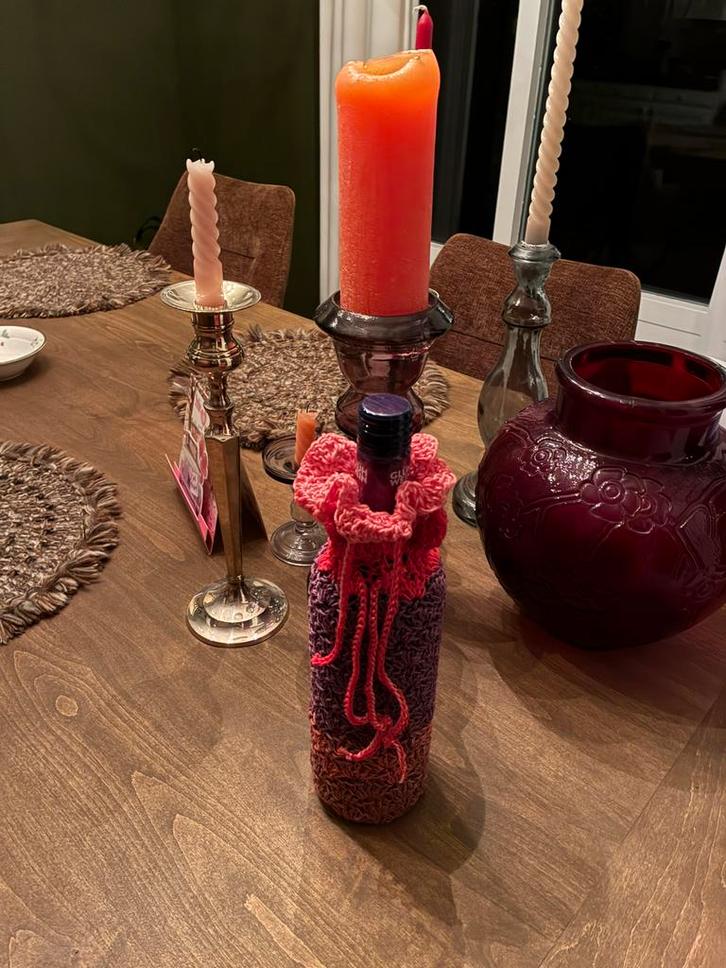 Handgemaakte wijnzak  Kruikhoes kruikzak oma’s tijd, Huis en Inrichting, Woonaccessoires | Kandelaars en Kaarsen, Nieuw, Minder dan 25 cm