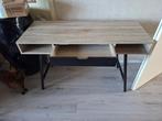 Te koop leuk Bureautje €15, Huis en Inrichting, Bureaus, Ophalen, Gebruikt, Bureau