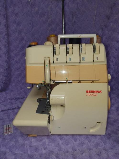 Bernina 1100DA lockmachine 4- draad (overlock), Hobby en Vrije tijd, Naaimachines en Toebehoren, Gebruikt, Lockmachine, Bernina