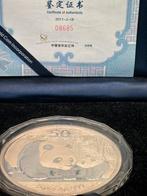 5 Oz Chinese Panda munt uit 2011. 155,5 gram puur zilver., Ophalen of Verzenden, Oost-Azië, Losse munt, Zilver