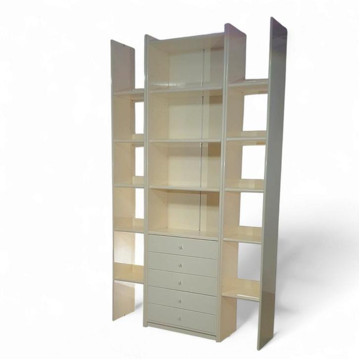 Italian "Olinto" Bookcase / roomdivider by Kazuhide Takahama, Huis en Inrichting, Kasten | Vitrinekasten, Gebruikt, Minder dan 100 cm