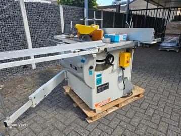 Combinatie machine 5 voudig Merk Casadei  beschikbaar voor biedingen