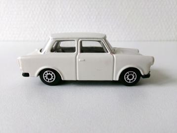 Trabant wit Maisto (geen ovp) beschikbaar voor biedingen