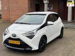Toyota Aygo 1.0 VVT-i x-play 5DR AC CAM BJ2021 KM29 NAP!, Voorwielaandrijving, Gebruikt, Wit, Origineel Nederlands