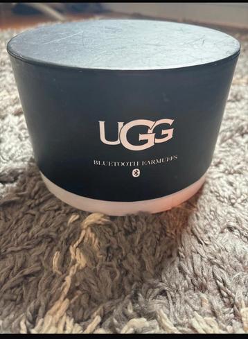 UGG bluetooth earmuffs beschikbaar voor biedingen