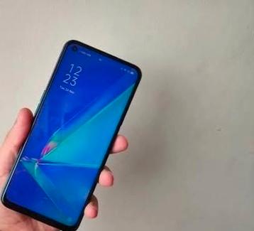 Oppo a72. 4gb-128gb nieuwstaat  beschikbaar voor biedingen