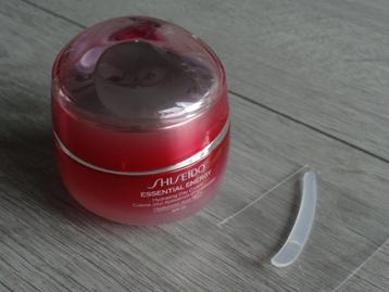 Shisheido essential Energy SPF20 50ML Verpakking LEEG >Snell beschikbaar voor biedingen