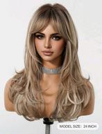 Pruik nieuw, blond met highlights, 24 inch, Sieraden, Tassen en Uiterlijk, Uiterlijk | Haarverzorging, Ophalen of Verzenden, Nieuw