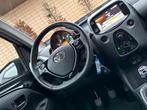 Toyota Aygo 1.0 VVT-i X-Pblay - Black Sand Pearl - Camera/Ca, Auto's, Toyota, Voorwielaandrijving, Stof, Gebruikt, 4 stoelen