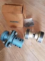 Aquadrive koppeling met homokineet. As diameter 50 mm., Watersport en Boten, Ophalen of Verzenden, Nieuw