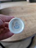 Goebel Hummel Beeldje - Meisje met Teddybeer, Antiek en Kunst, Ophalen of Verzenden