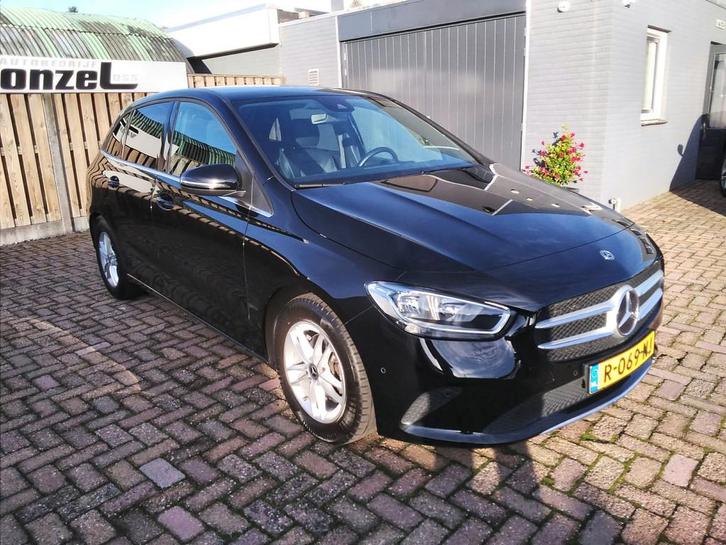 Mercedes-Benz B-Klasse 180 Premium NIEUWE TYPE 97226 km ., Auto's, Mercedes-Benz, Bedrijf, Te koop, B-Klasse, ABS, Achteruitrijcamera