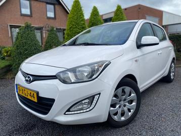 Hyundai I20 1.2I I-MOTION Airco Trekhaak LED beschikbaar voor biedingen