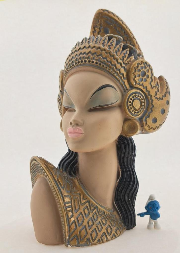 Balinees meisje | Alex MDMG Tretchikoff, Antiek en Kunst, Kunst | Beelden en Houtsnijwerken, Ophalen of Verzenden