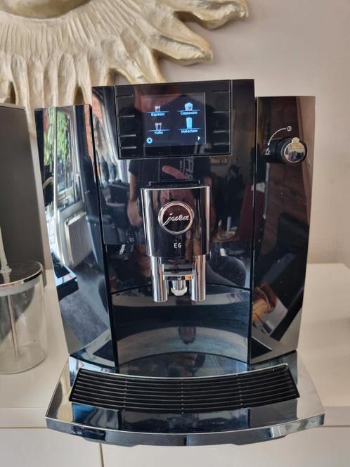 Jura E6 EC Piano Black Zgan  - incl. Fabrieksgarantie, Witgoed en Apparatuur, Koffiezetapparaten, Zo goed als nieuw, Koffiebonen