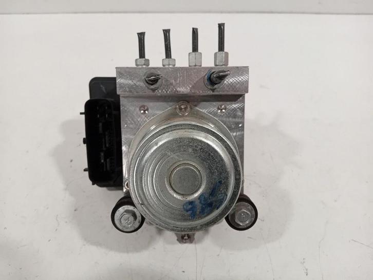 Abs pomp Nissan Juke, Auto-onderdelen, Remmen en Aandrijving, Nissan, Gebruikt, Herkomst onderdeel bekend, 12 maanden garantie