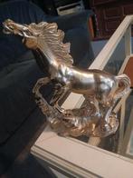 Te koop beeld van goudkleur steigerend paard, Ophalen of Verzenden, Zo goed als nieuw, Dier