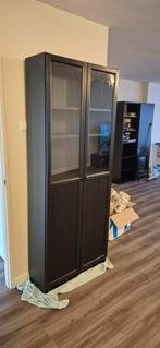 Vitrine kast IKEA Zwart, Huis en Inrichting, Kasten | Vitrinekasten, Ophalen, Met deur(en), 200 cm of meer, Eikenhout