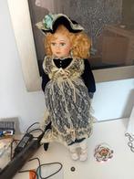 Grote vintage porseleinen pop 62 cm, Verzamelen, Poppen, Ophalen of Verzenden, Zo goed als nieuw, Pop