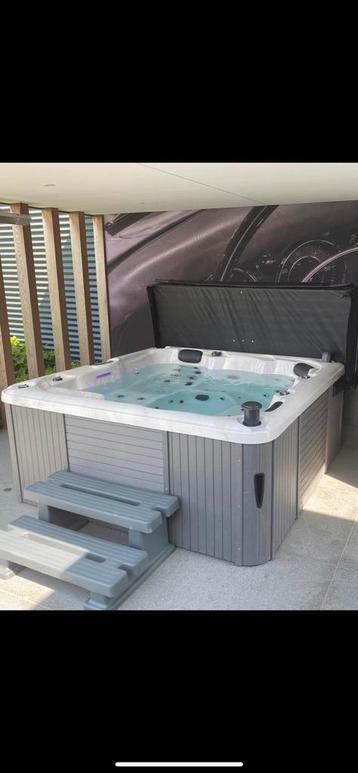 Jacuzzi balboa 5 persoons nieuw . Met volledige garantie 