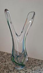 Mooie glazen vaas met blauwe en groene accenten, Overige kleuren, 50 tot 75 cm, Ophalen of Verzenden, Glas