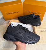 Heren Schoenen - Louis Vuitton Sneakers, Kleding | Heren, Schoenen, Ophalen of Verzenden, Zo goed als nieuw, Zwart, Sneakers of Gympen