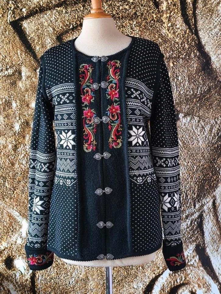 Prachtig Vrikke Noors gebordurde vest 100% wol M, Kleding | Dames, Truien en Vesten, Zo goed als nieuw, Maat 38/40 (M), Zwart