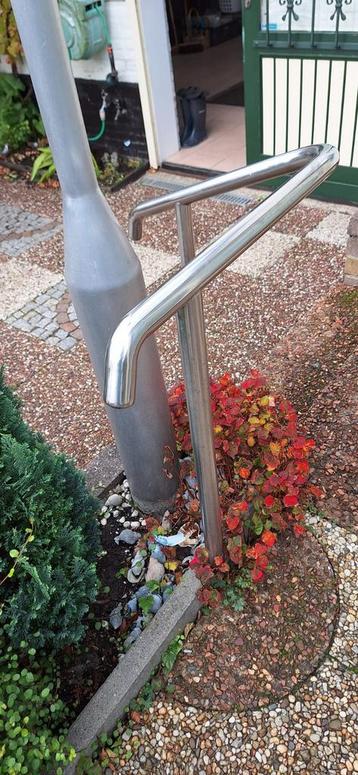 RVS Leuning  beschikbaar voor biedingen