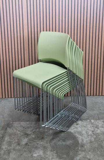 40 x Sting vergaderstoelen buisframe design stoelen kantoor beschikbaar voor biedingen
