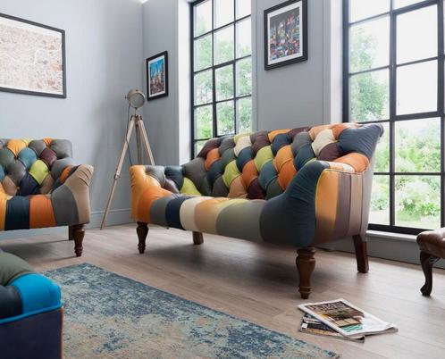 DALLAS PATCHWORK / MULTICOLOR CHESTERFIELD 2 ZITS BANK TWEED, Huis en Inrichting, Banken | Bankstellen, Nieuw, 75 tot 100 cm, Leer