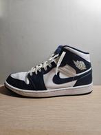 Nike Air Jordan 1 Mid, Gedragen, Blauw, Ophalen of Verzenden, Sneakers of Gympen