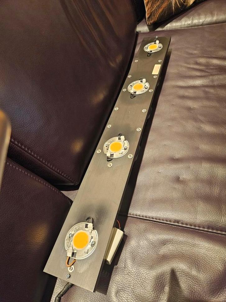 COB 200Watt Krachtig led kweeklamp dimbaar, Tuin en Terras, Kweekspullen, Zo goed als nieuw, Kweeklamp, Ophalen of Verzenden