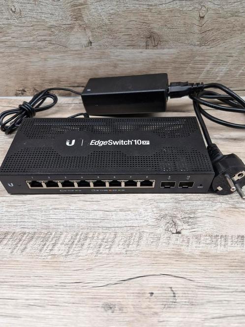 Ubiquiti Edgeswitch 10XP, Computers en Software, Netwerk switches, Zo goed als nieuw, Ophalen of Verzenden
