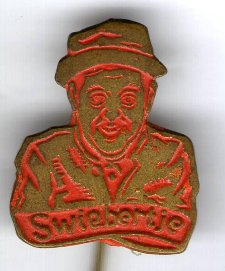 Swiebertje rood op koper TV figuur speldje ( T_025 ), Verzamelen, Speldjes, Pins en Buttons, Nieuw, Speldje of Pin, Figuurtje