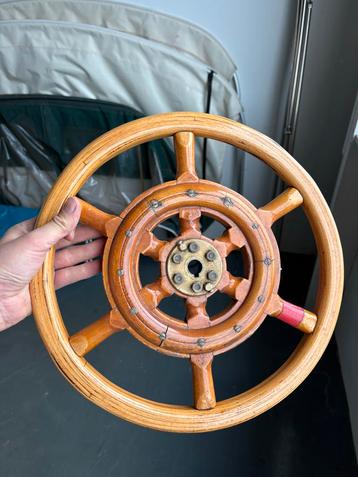 Houten Stuurwiel Boot - Klassiek beschikbaar voor biedingen